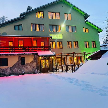 Hotel Forest Star On The Ski Slope Borovets Exterior photo